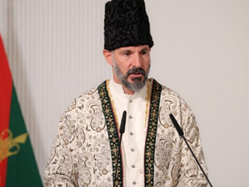 Rahim Aga Khan - Prince Rahim Aga Khan, Prince Rahim Al-Hussaini, Rahim Aga Khan, Rahim Al-Hussaini Aga Khan, Prince Rahim Shah Karim Al-Hussaini, Aga Khan Prince Rahim, Ismaili Leader Prince Rahim, AKDN Leader Prince Rahim, Son of Aga Khan IV